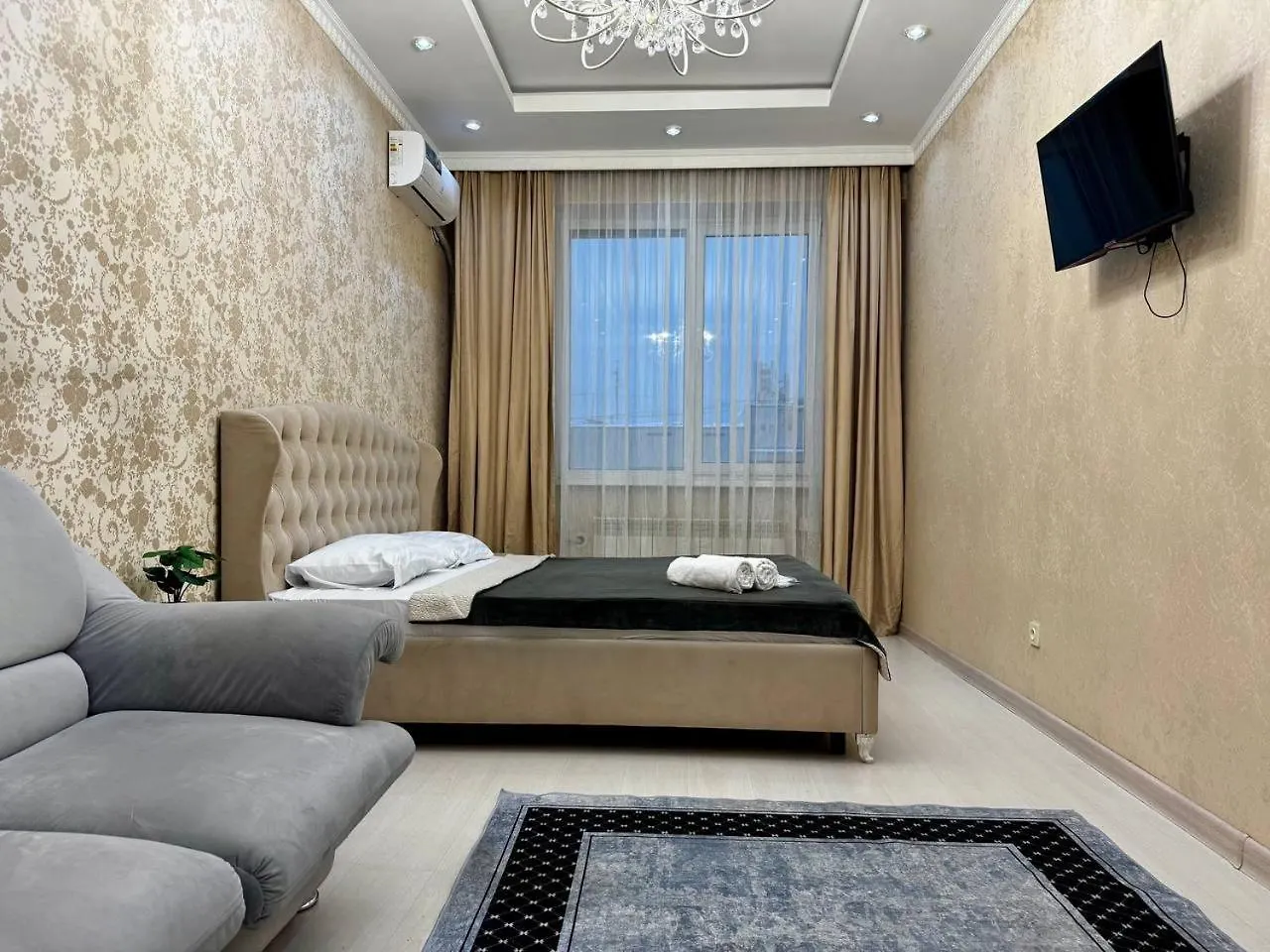 1-Комнатная Жк Гагарин Парк Apartment Almaty
