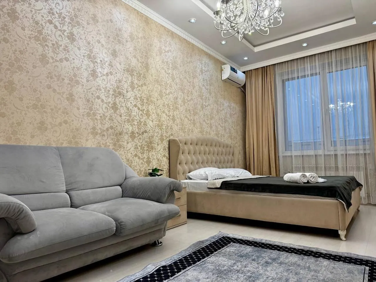 1-Комнатная Жк Гагарин Парк Apartment Almaty