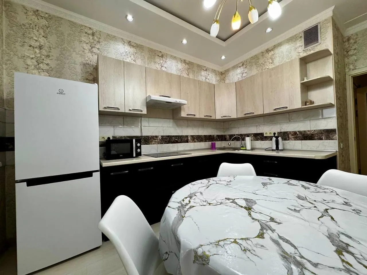 1-Комнатная Жк Гагарин Парк Apartment Almaty